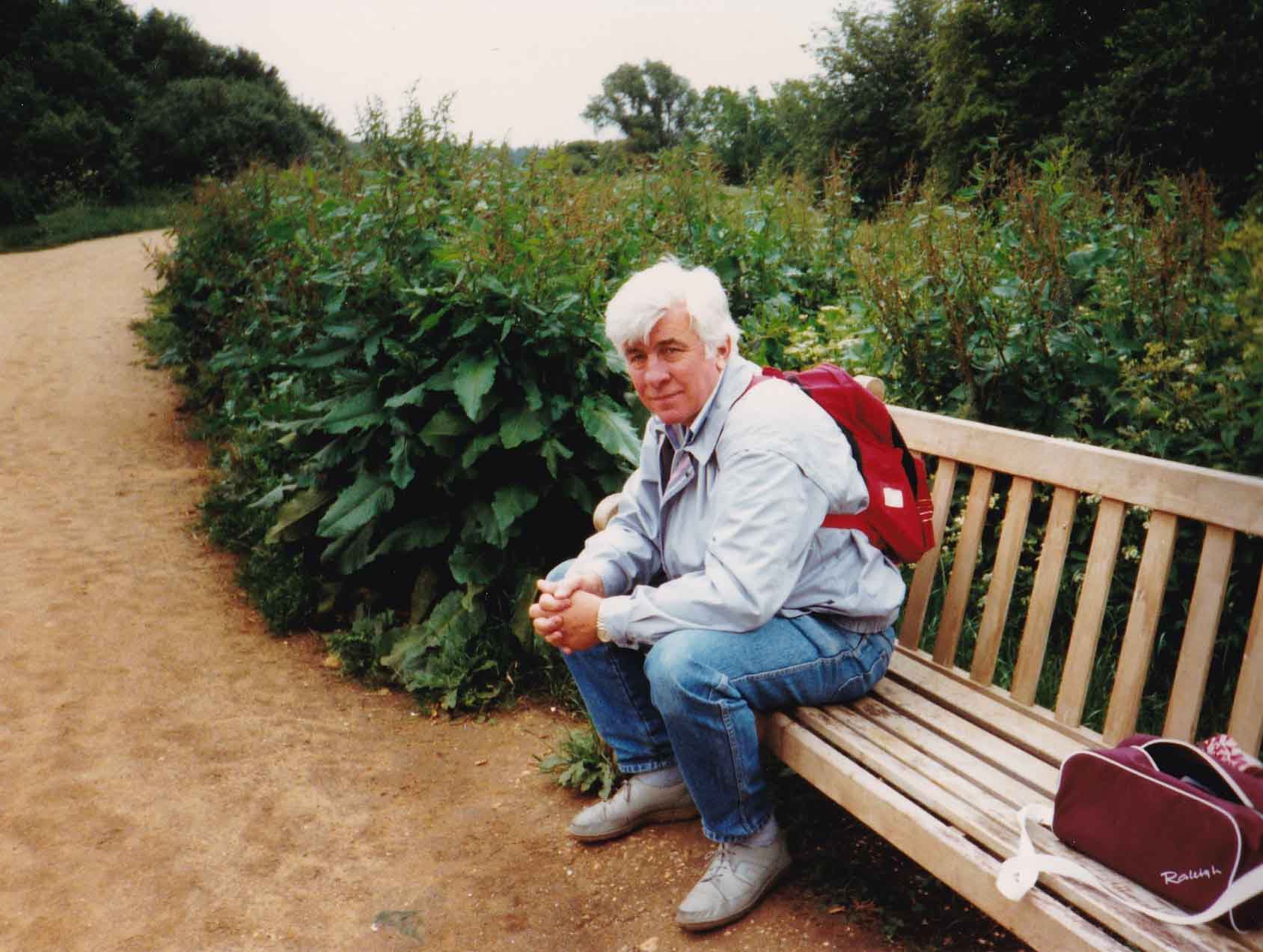 Steve_bench Steve_bench